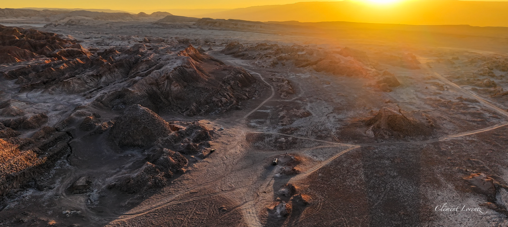 Vallecito coucher soleil San Pedro Atacama Aerial view of the Moon Valley or Valle de la Luna, showing the Magic Bus under a magical sunset.